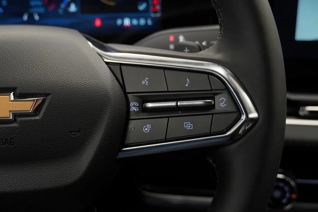 2027 Chevrolet Equinox LT - Photo 21