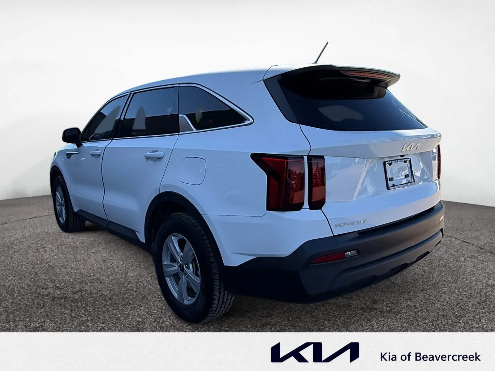 2023 Kia Sorento LX - Photo 7