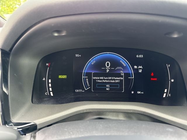 2026 Toyota Camry SE - Photo 15