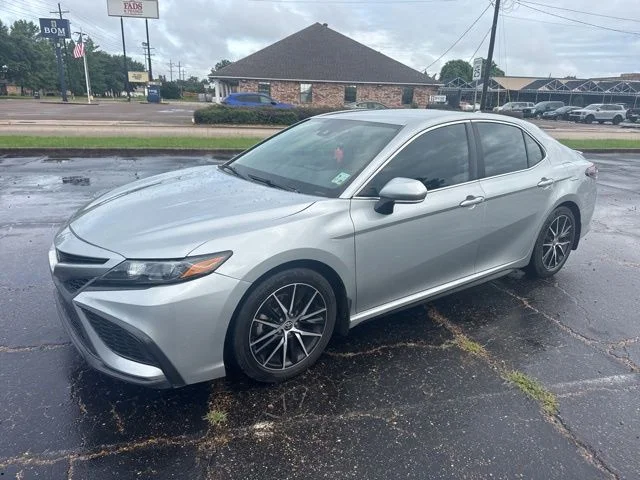 2021 Toyota Camry 2.5 Auto SE's photo