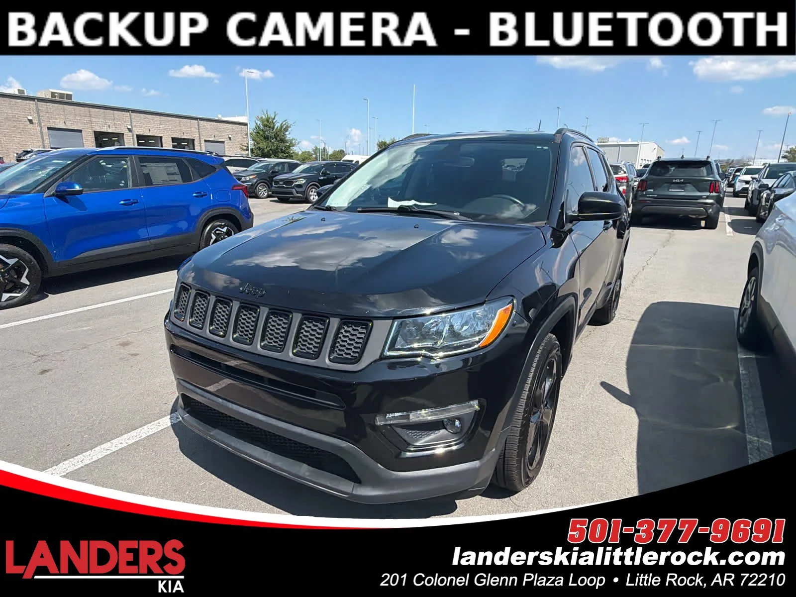 Used 2019 Diamond Black Crystal Pearlcoat Jeep Altitude image 1