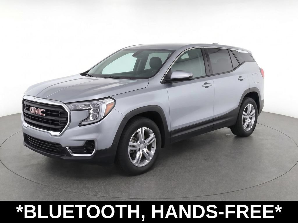 Certified Used 2024 Sterling Metallic GMC SLE image 5