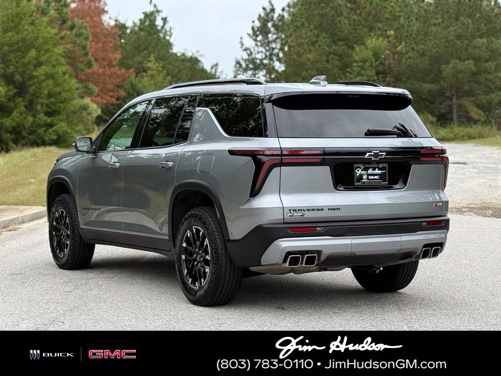 2024 Chevrolet Traverse Z71 - Photo 11