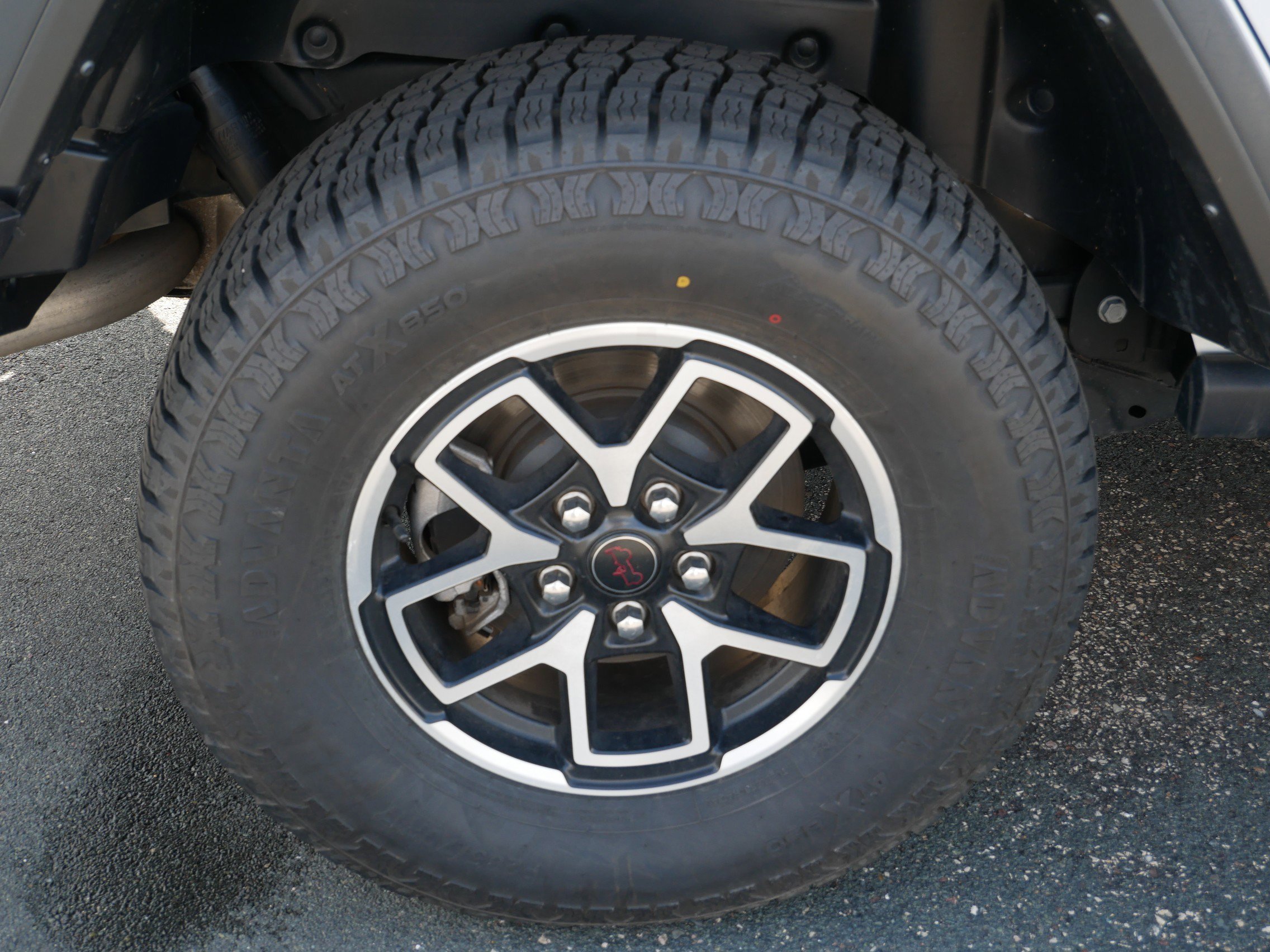 Used 2025 Bright White Clearcoat Jeep Rubicon image 9