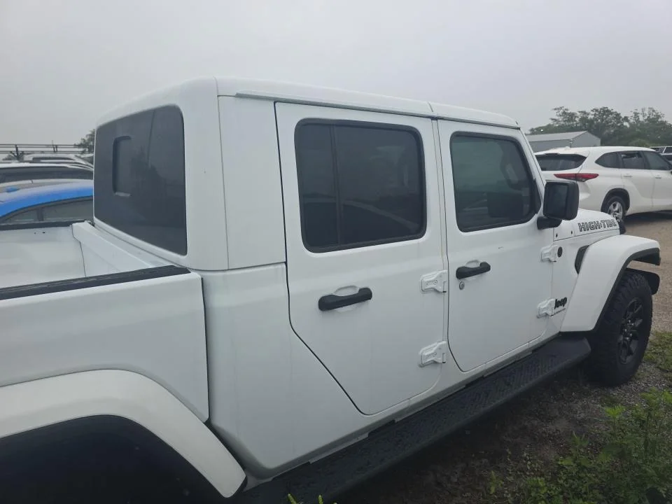 Used 2025 White Jeep High Tide image 3