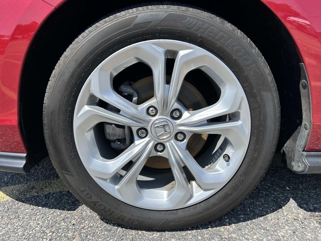 Used 2023 Red Honda LX image 9