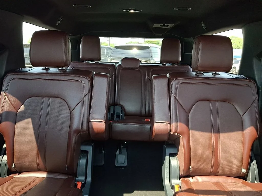 Used 2024  Ford Limited image 20
