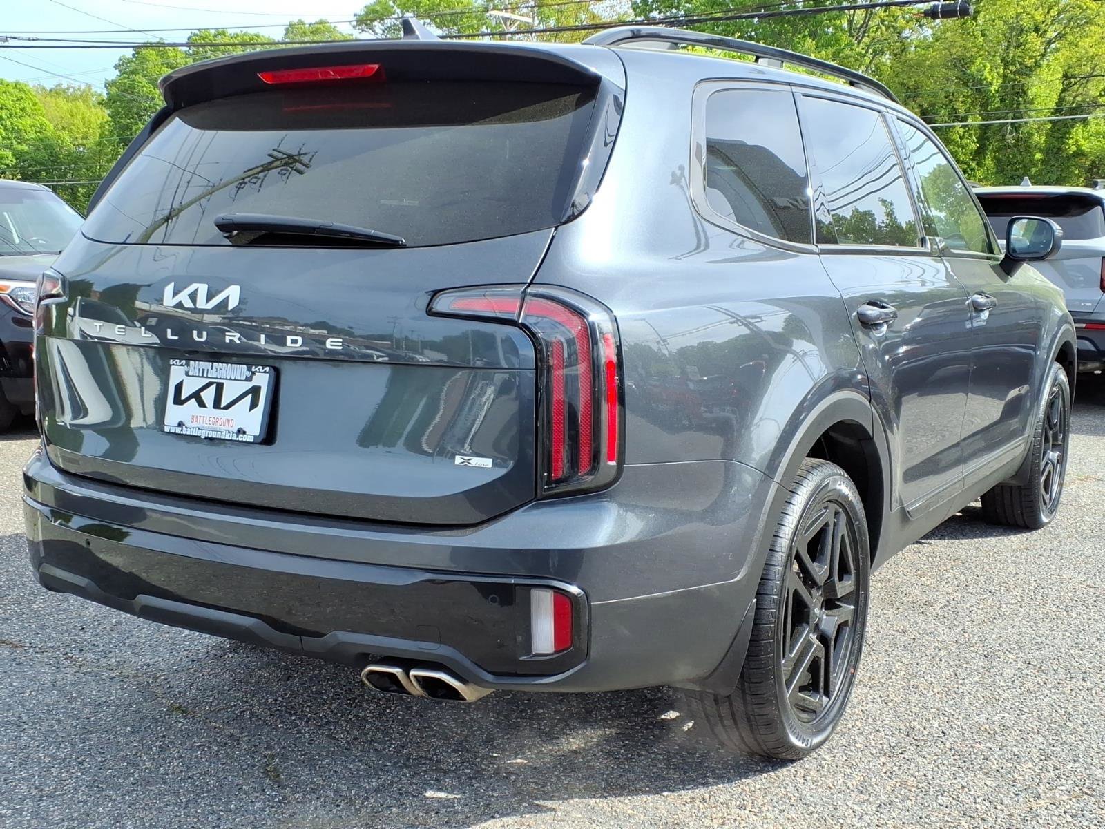 Used 2024 Gravity Gray Kia EX X-Line image 23