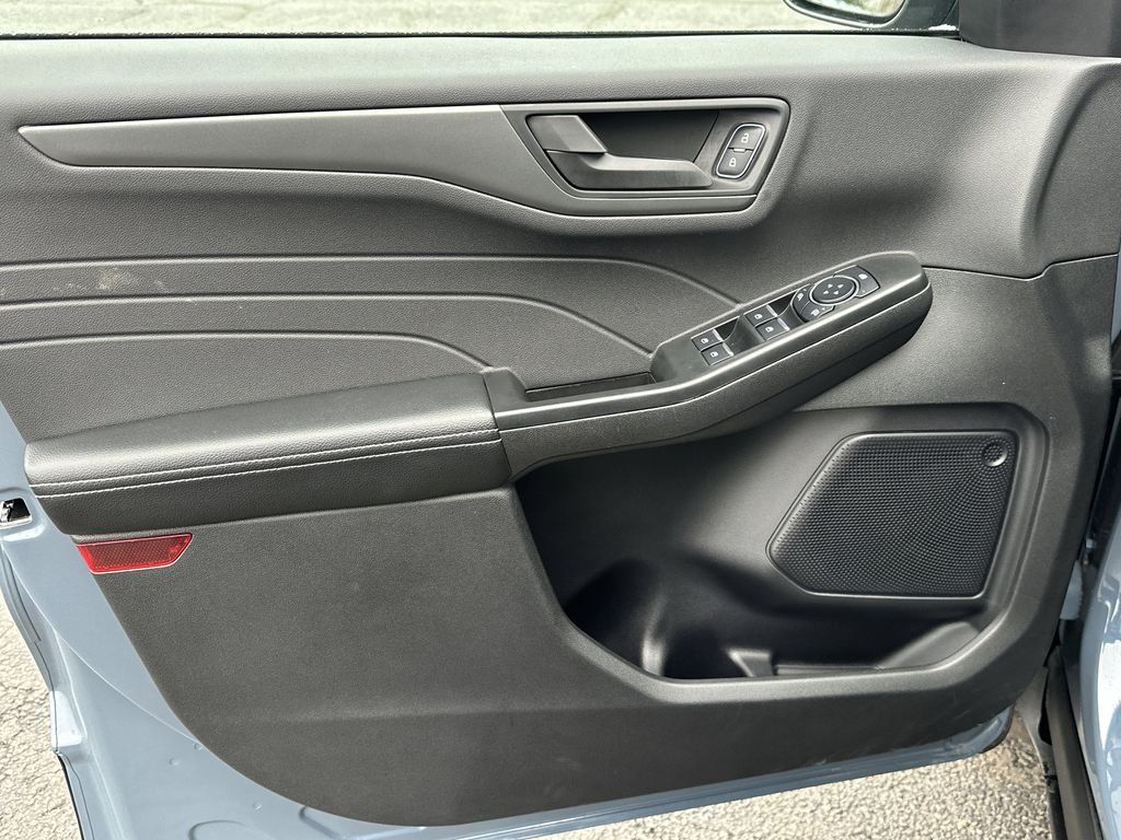 2025 FORD ESCAPE - Image 17