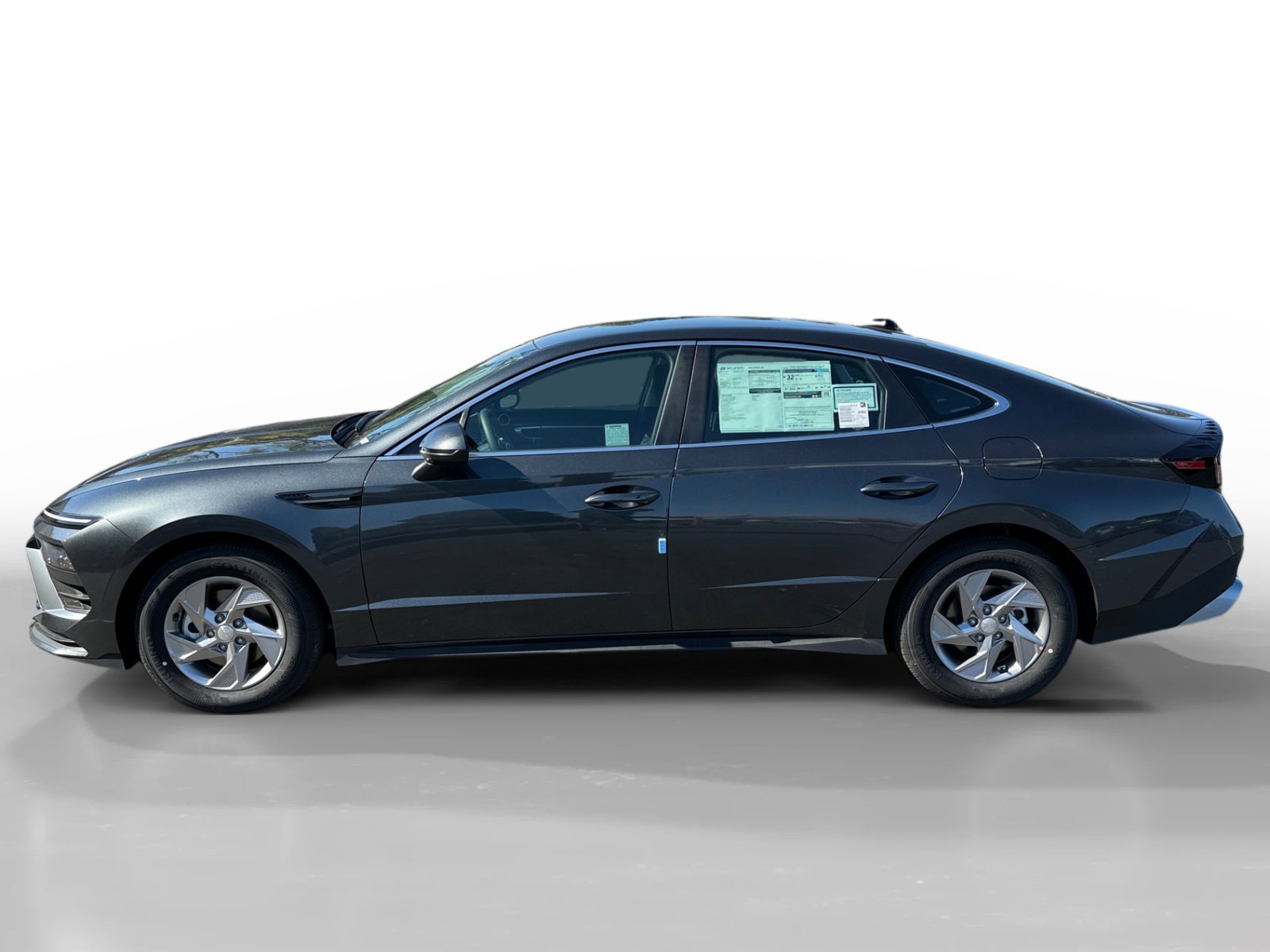 New 2026 Portofino Gray Hyundai SE image 2
