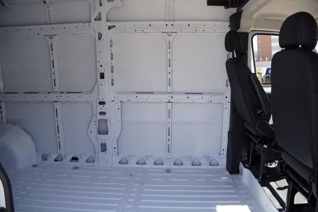 New 2026 Bright White Clear-Coat Exterior Paint RAM High Roof image 14