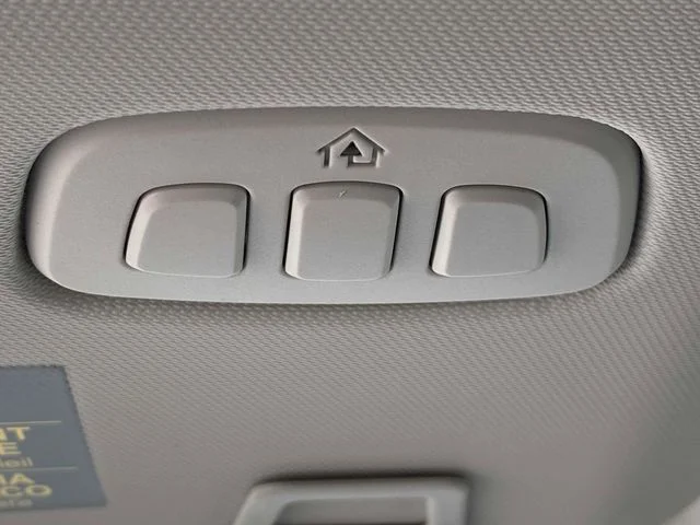 New 2025 Azure Gray Metallic Tri-Coat Ford Badlands® image 25