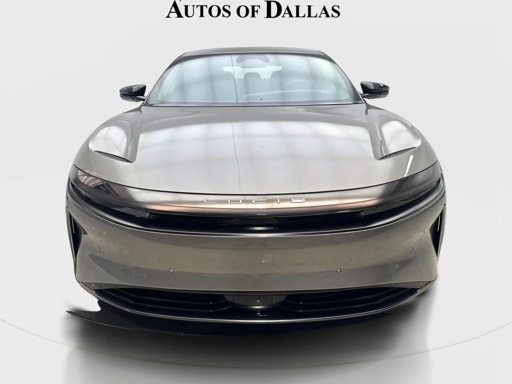 Used 2024 Silver Lucid Touring image 3