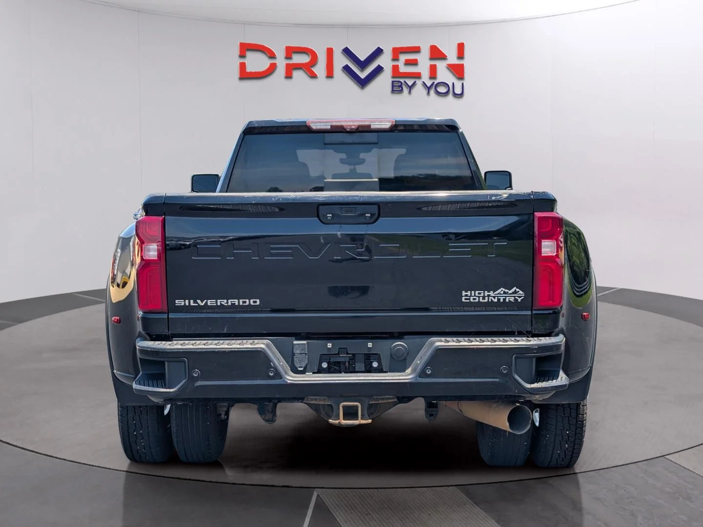 Used 2020 BLACK Chevrolet High Country image 4