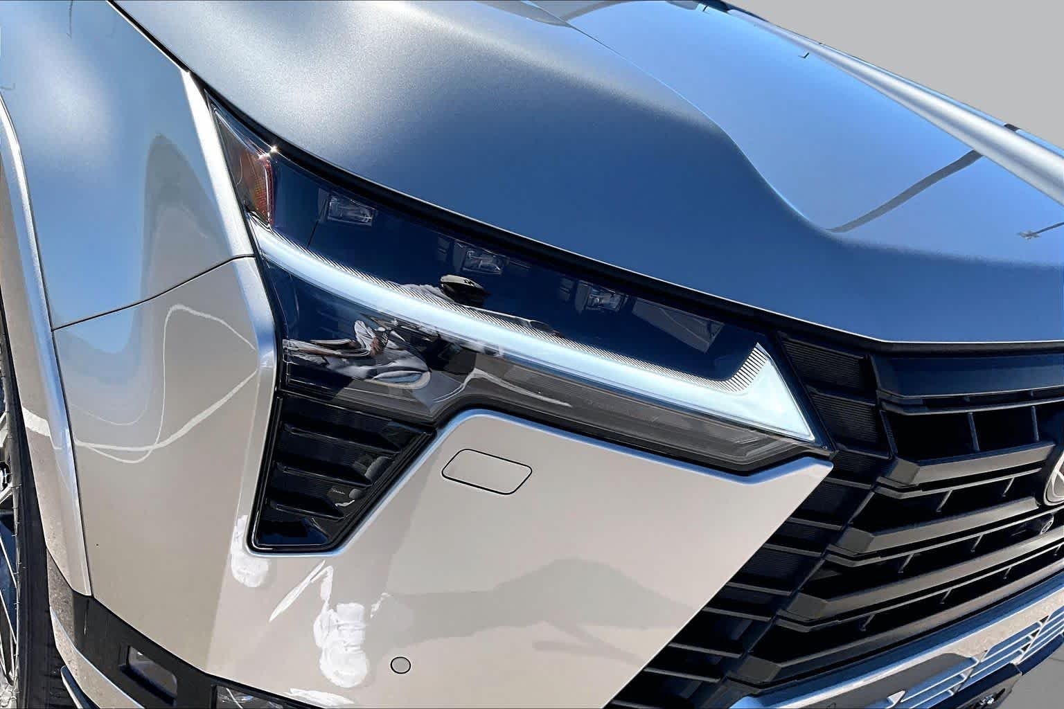 Used 2026 Atomic Silver Lexus Premium+ image 27