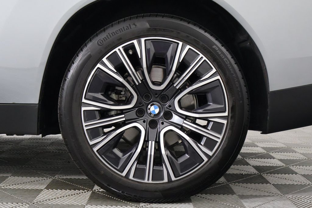 Certified Used 2026 Skyscraper Grey Metallic BMW 30 xDrive image 16