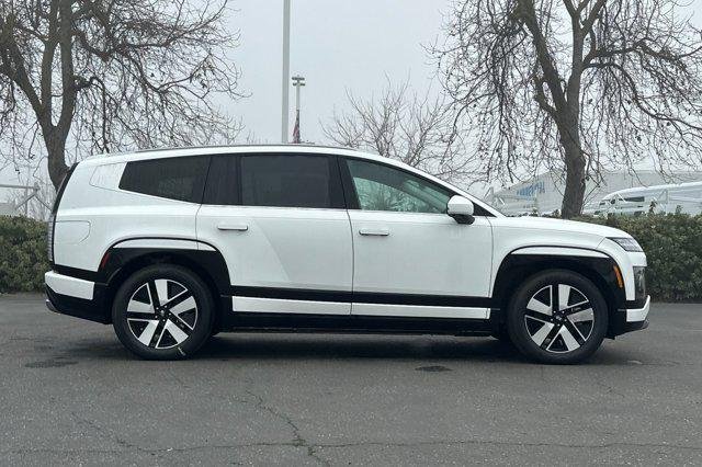 New 2026 Snow White Pearl Hyundai SEL image 3