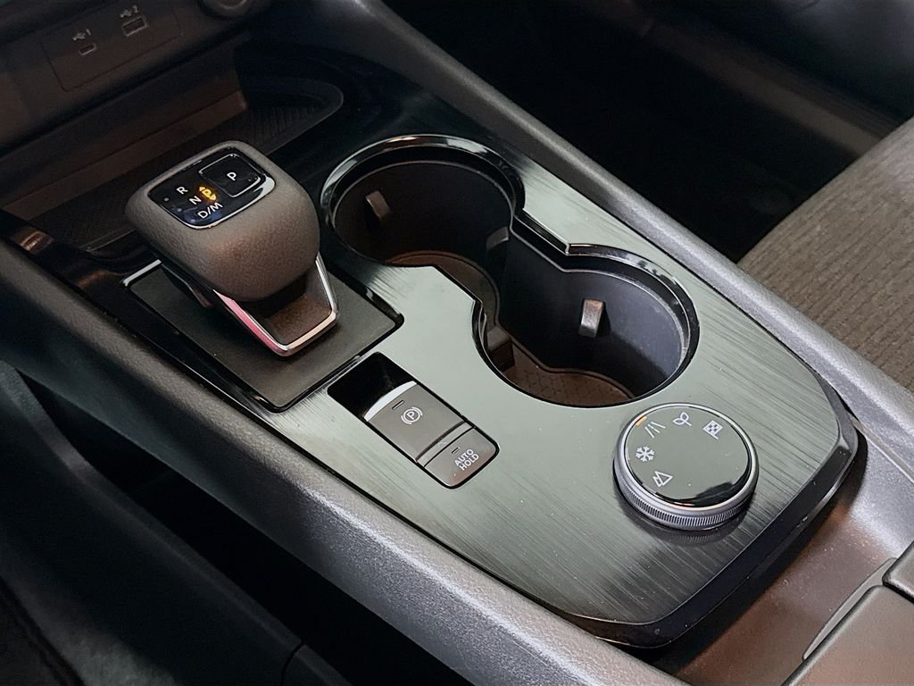 Used 2023 Gun Metallic Nissan SV image 17