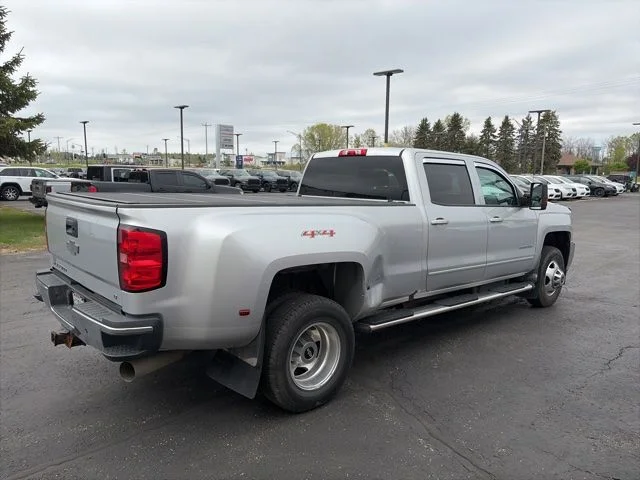 Used 2016 Silver Ice Metallic Chevrolet LT image 2