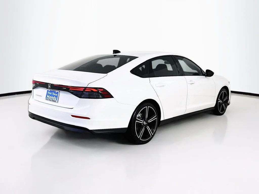 New 2026 Platinum White Pearl Honda SE image 7