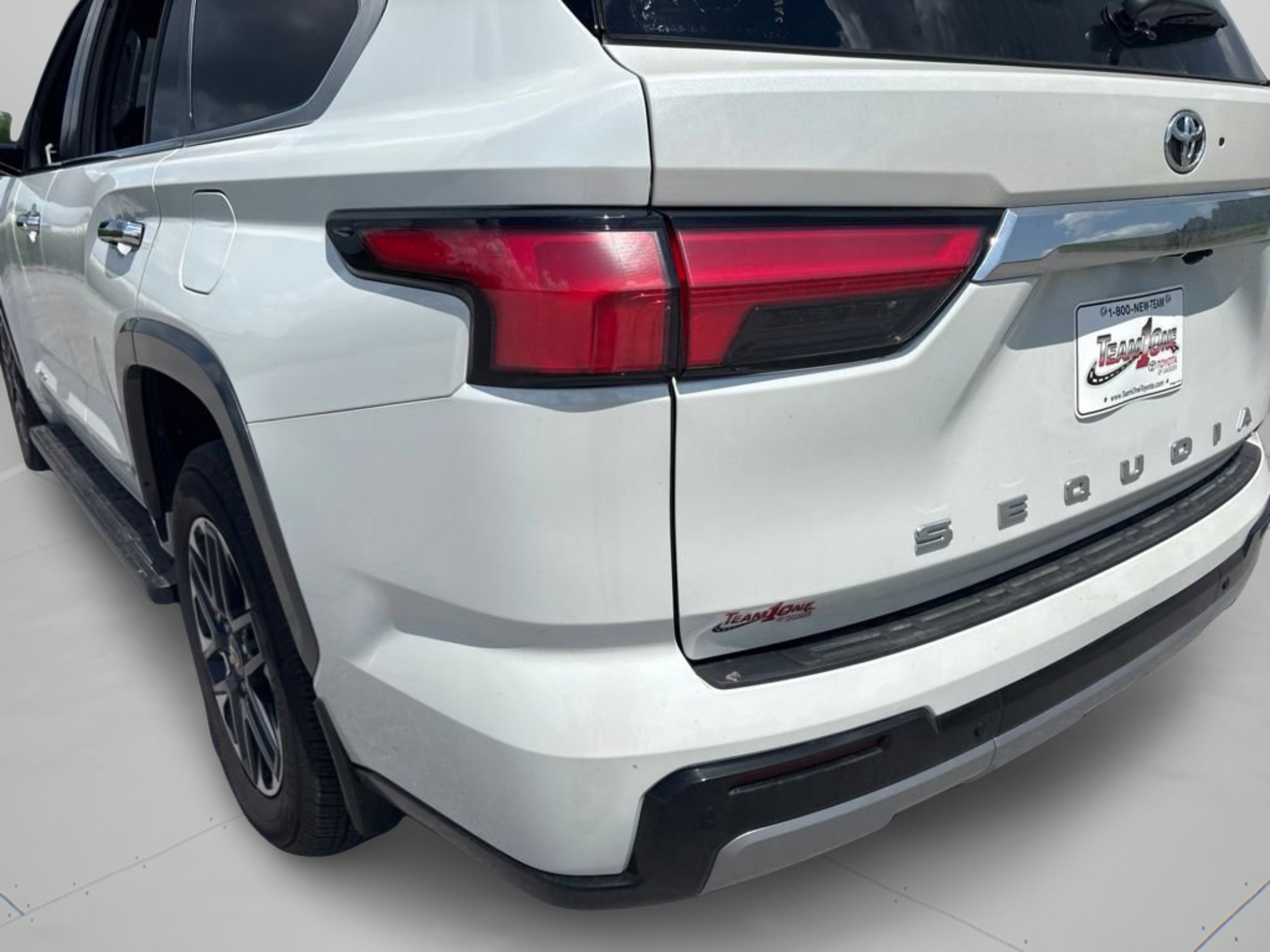 Certified Used 2026 Pearl Toyota Limited image 30