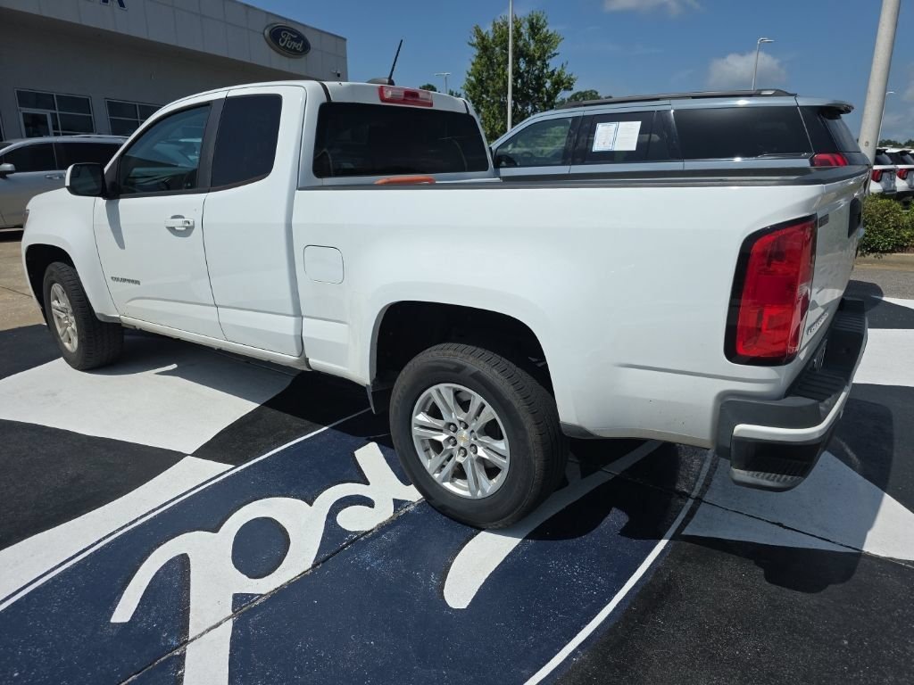 Used 2021 White Chevrolet LT image 8