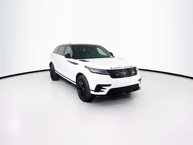 Certified Used 2026 Fuji White Land Rover Dynamic SE image 3