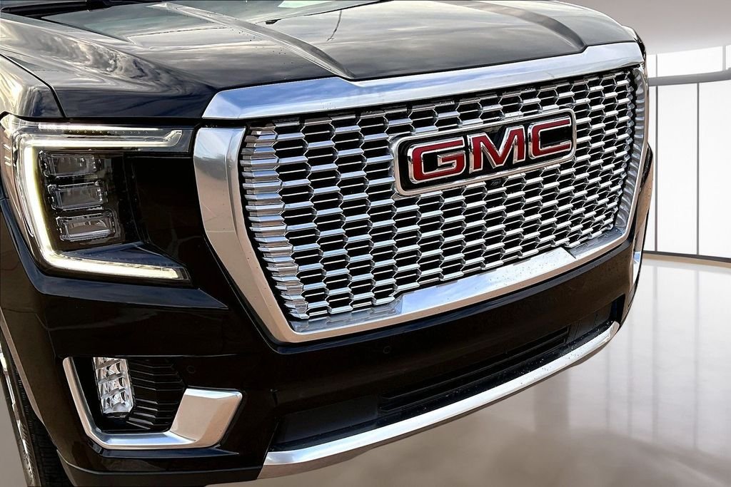 Used 2024 Black GMC Denali image 30