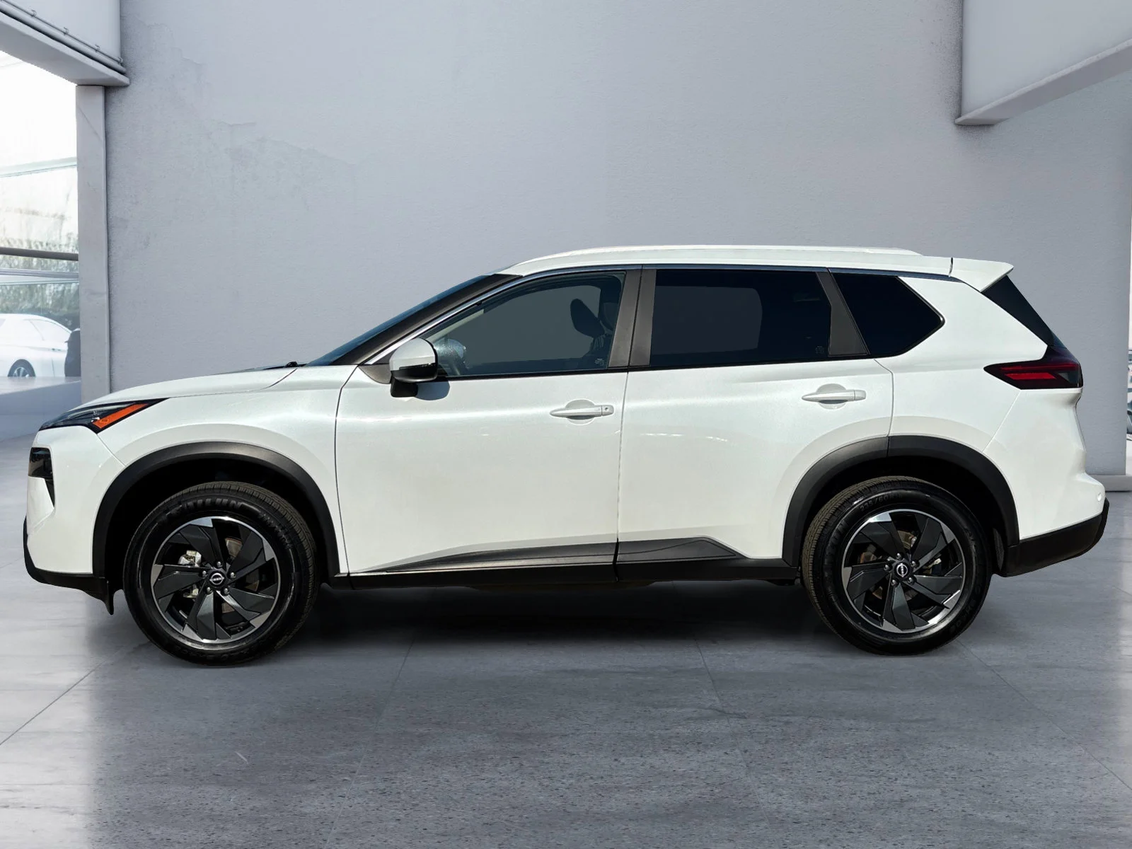 Used 2025 White Nissan Midnight Edition image 2