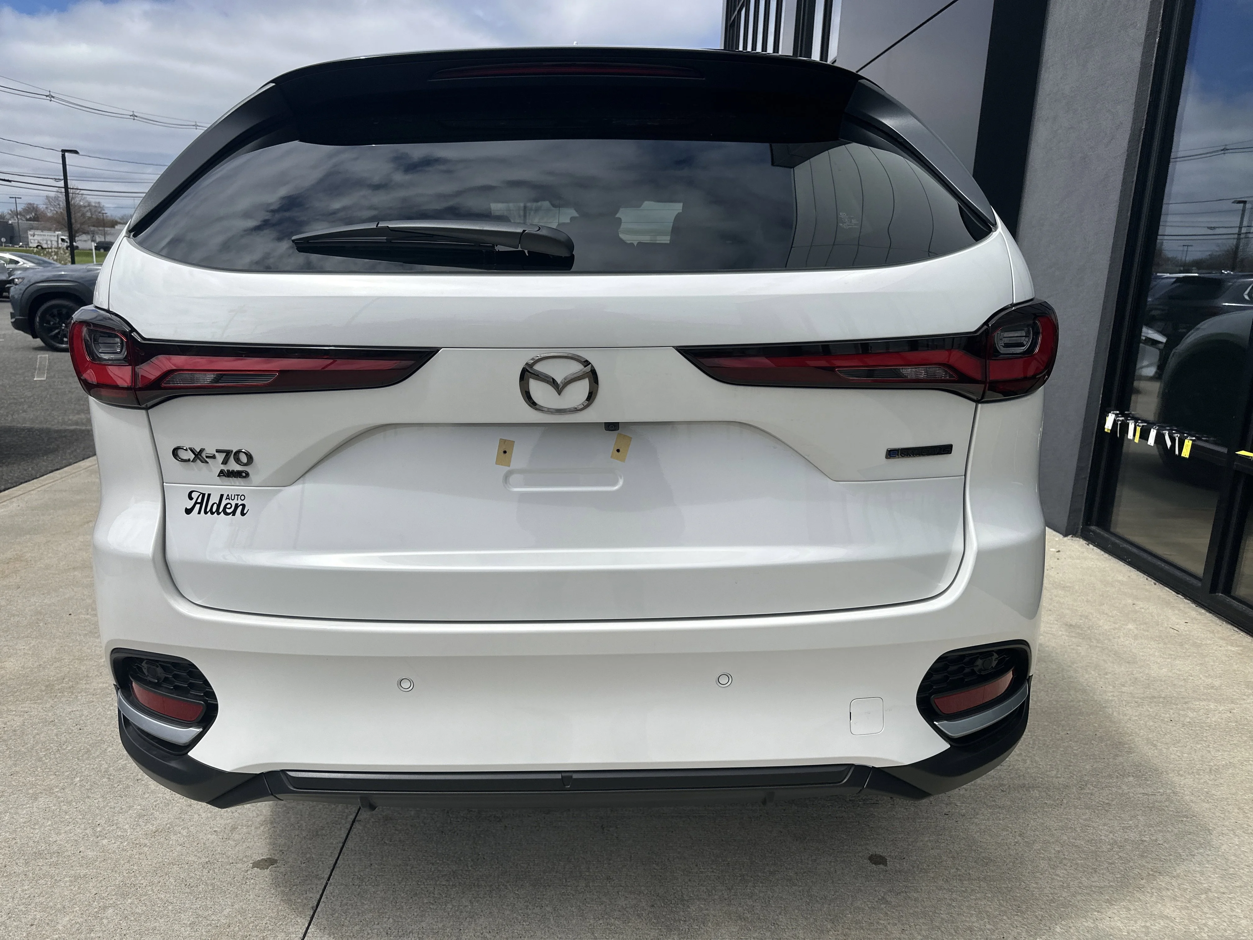 New 2026 Rhodium White Premium Mazda 3.3 Turbo Premium AWD image 24