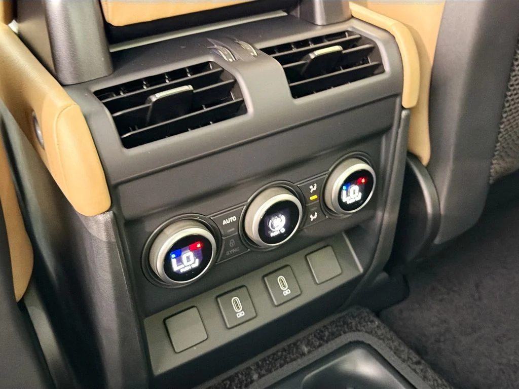 New 2026 Borasco Grey Land Rover X-Dynamic SE image 27