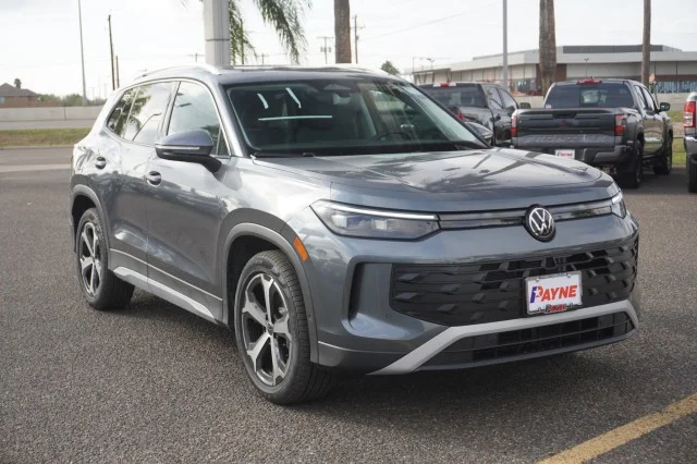 New 2026 Platinum Gray Metallic Volkswagen SE image 3