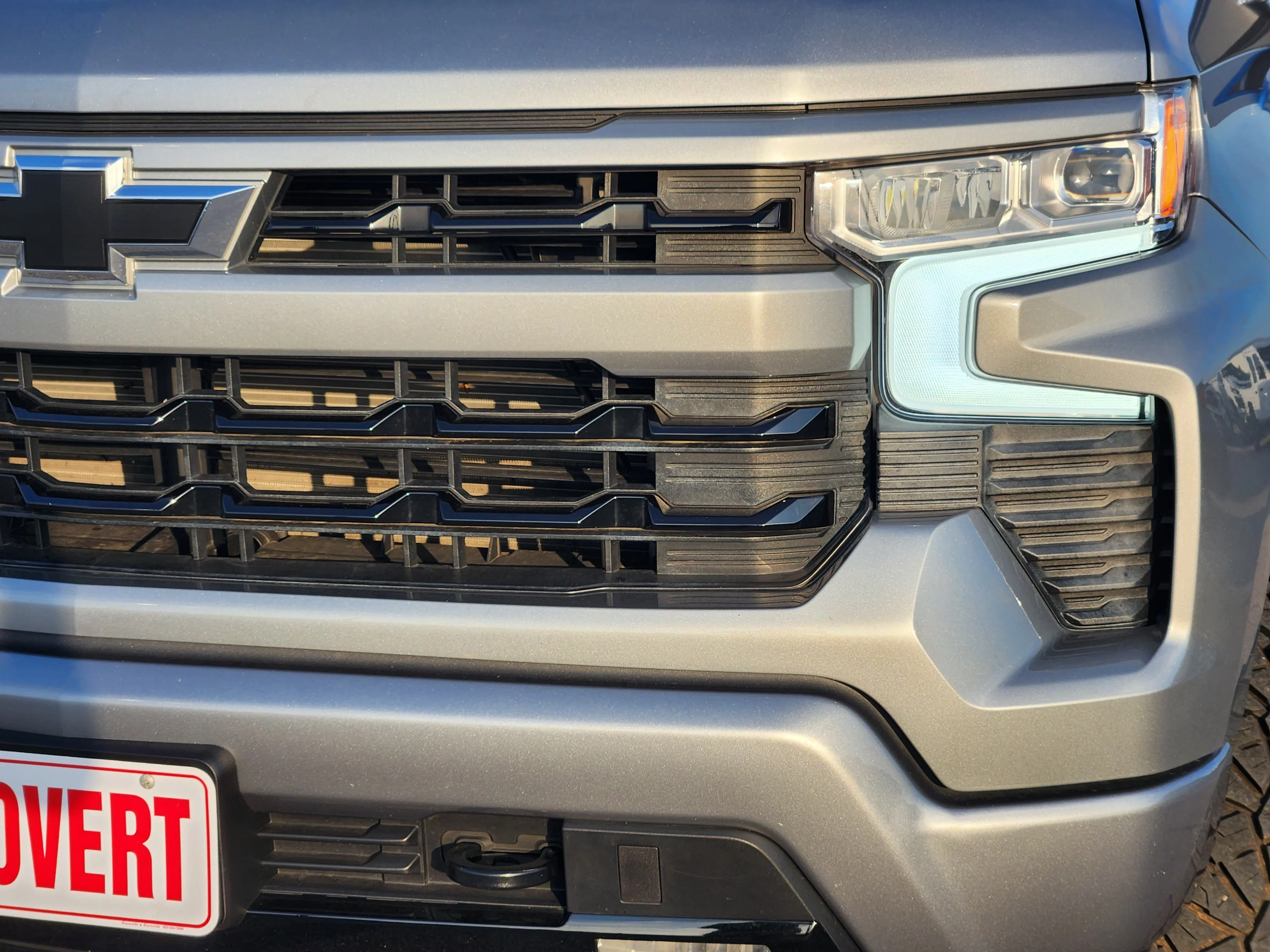 Used 2025 Sterling Gray Metallic Chevrolet RST image 8