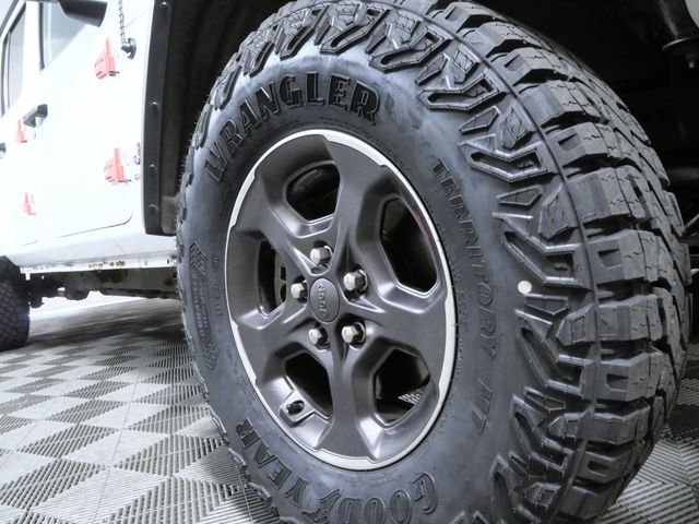Certified Used 2020 White Jeep Rubicon image 2