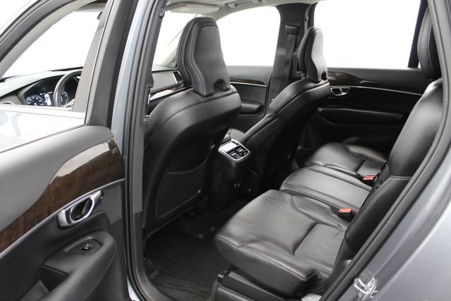 Used 2019 Osmium Gray Metallic Volvo T6 Momentum image 15