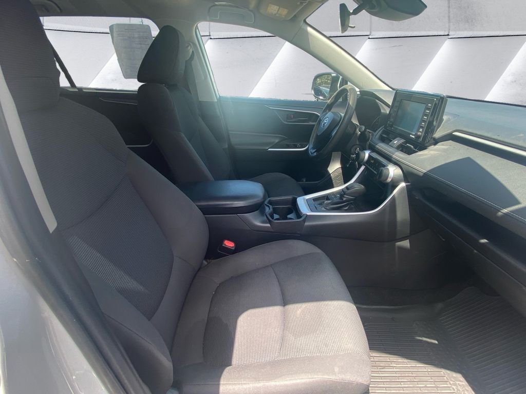Used 2021 White Toyota LE image 12