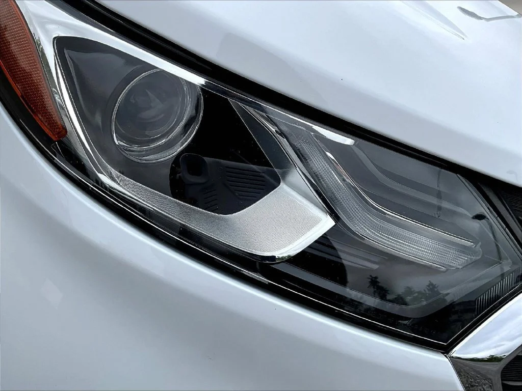 Certified Used 2020 White Chevrolet LT image 34