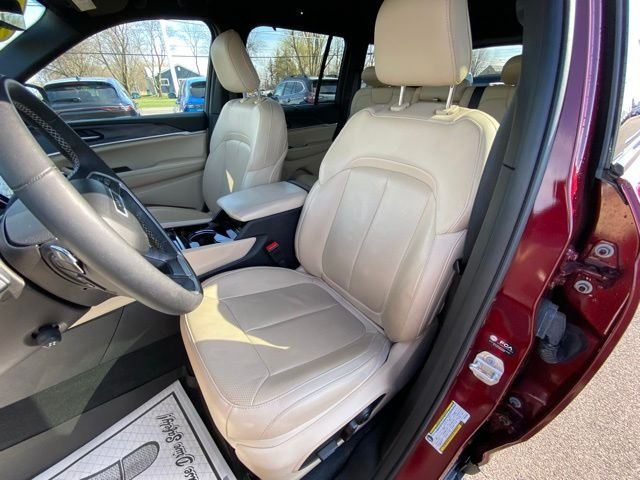 Used 2023 Red Jeep Limited image 10