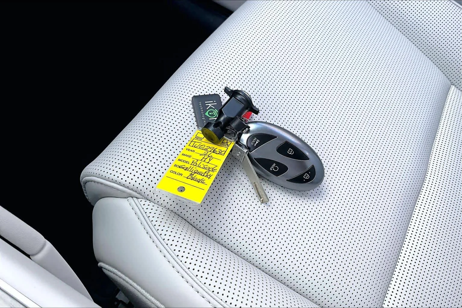 Used 2026 Abyss Black Pearl Hyundai Calligraphy image 13