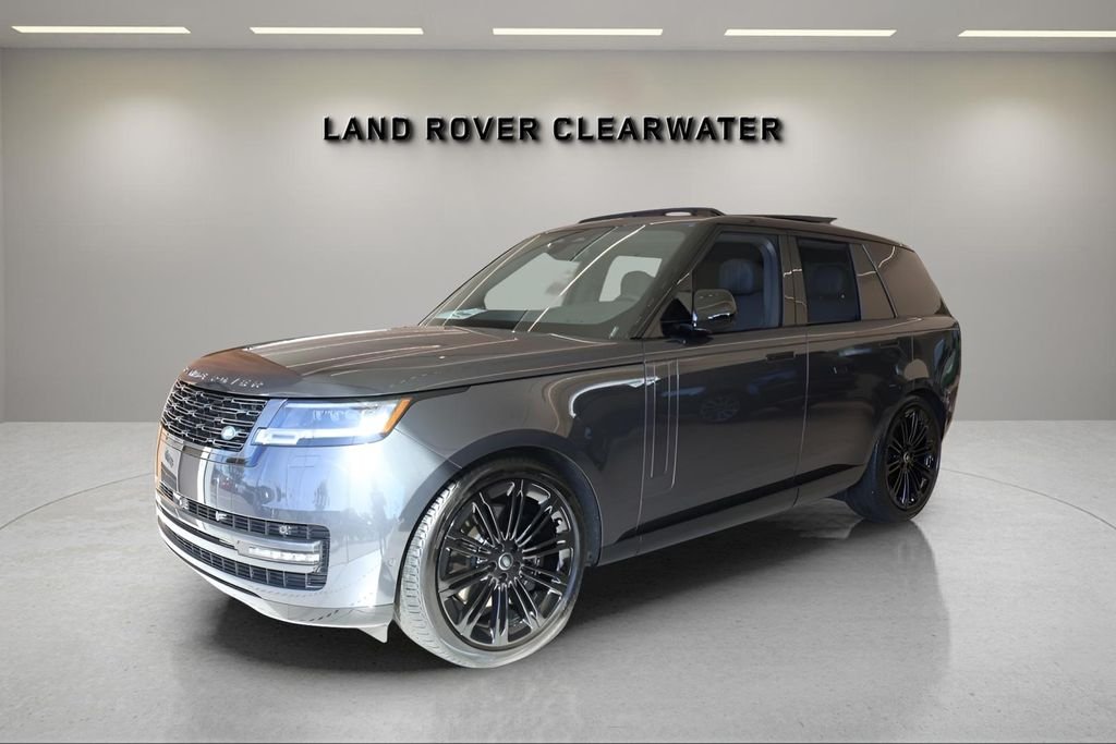 2025 Land Rover Range Rover SE