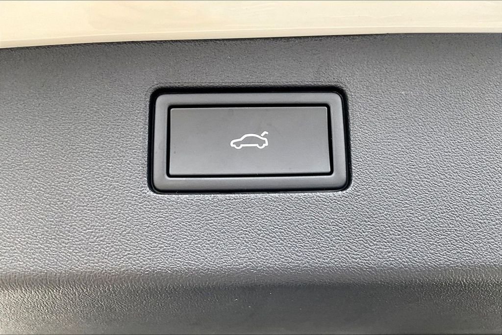 New 2026 Beige Volkswagen 2.0T SE R-Line Black image 25