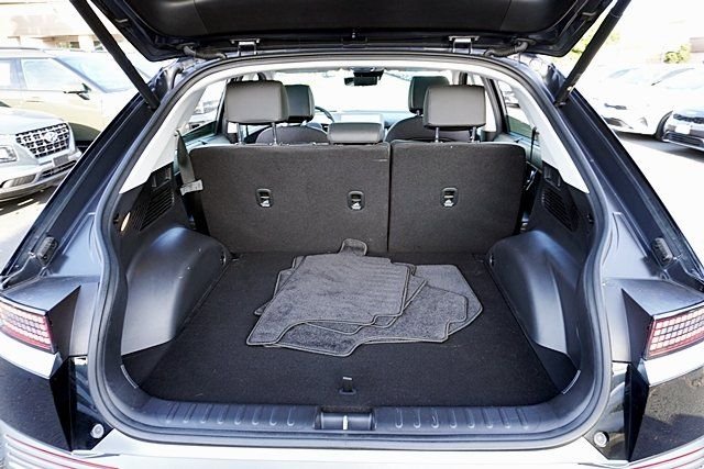 Used 2024 Black Hyundai Limited image 13