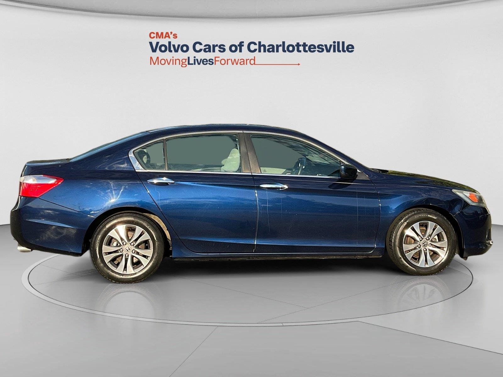Used 2013 Obsidian Blue Pearl Honda LX image 6