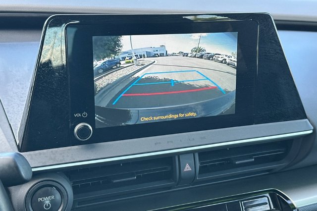 Certified Used 2025  Toyota LE image 24