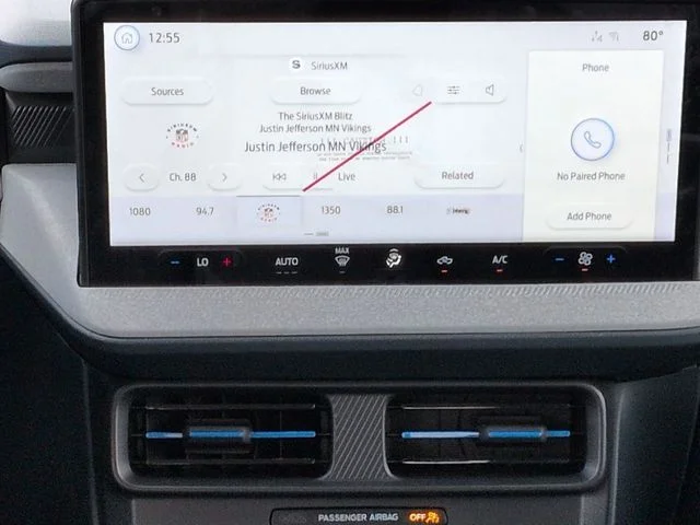 New 2026 Oxford White Ford XLT image 18