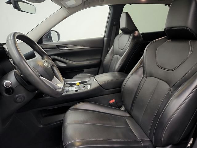 Used 2023 Silver INFINITI LUXE image 11