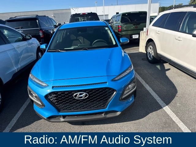 Used 2019 Blue Hyundai SE image 4