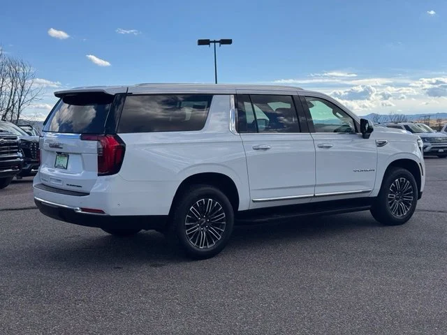 Certified Used 2026 Summit White GMC Elevation image 5