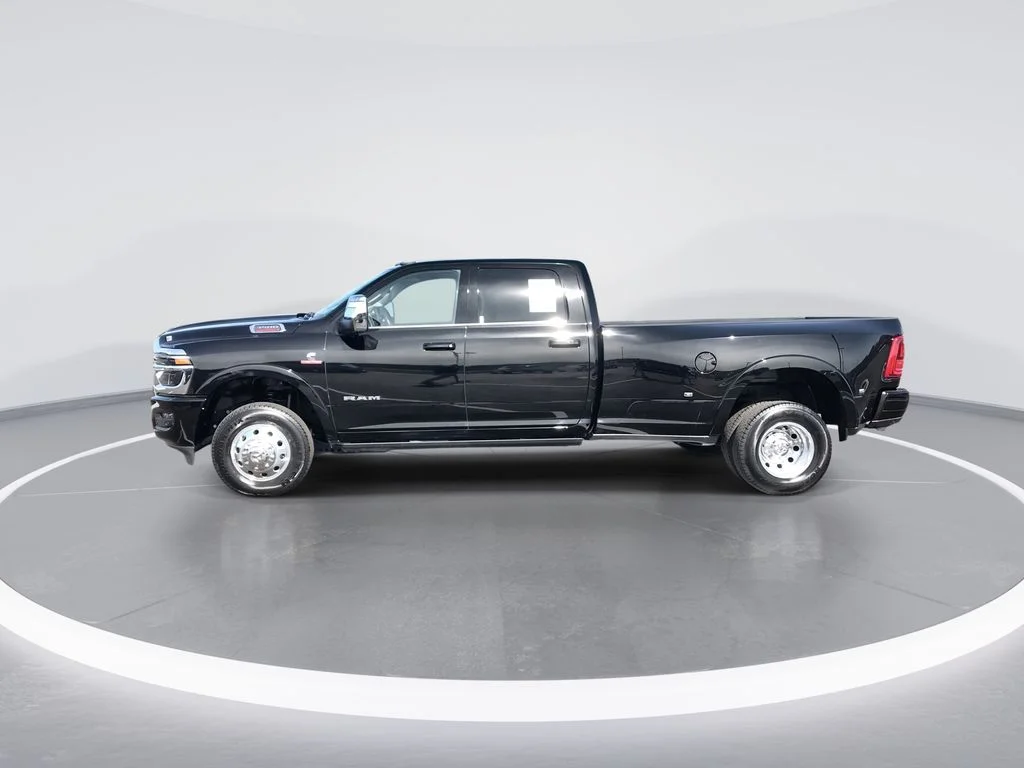 Used 2025 Black Ram Limited image 5