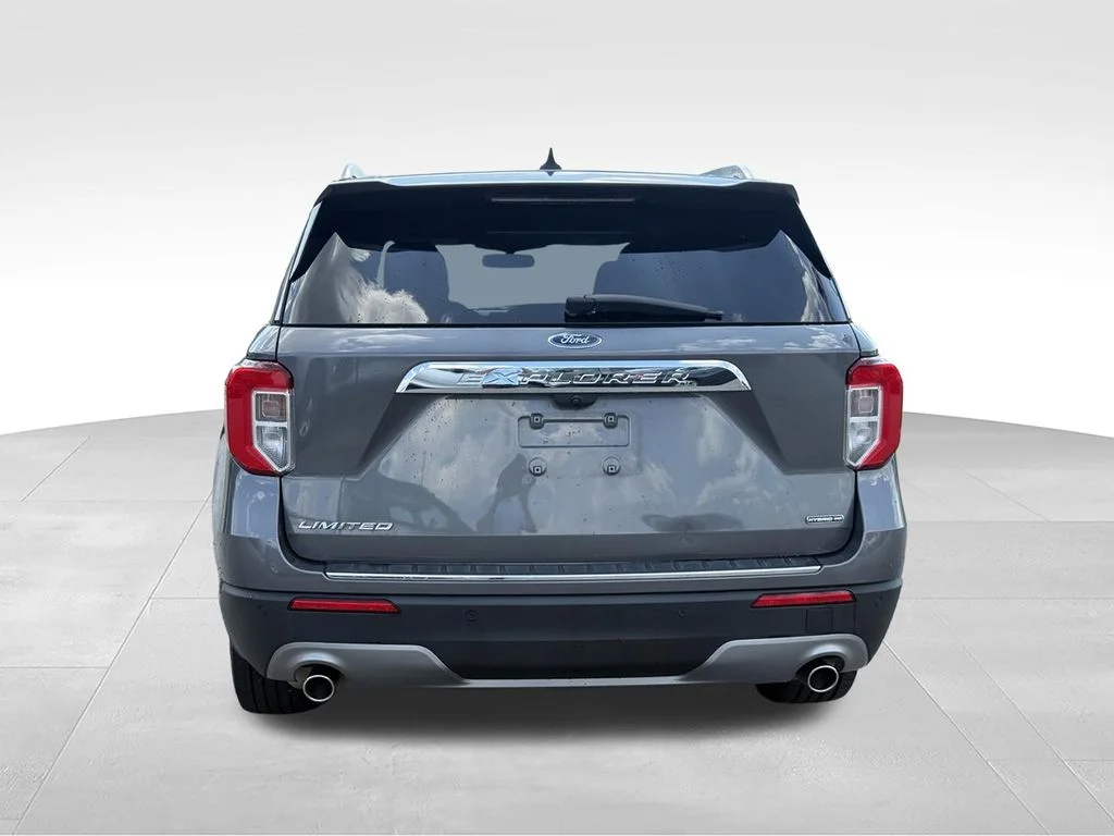Used 2023 Gray Ford Limited image 27